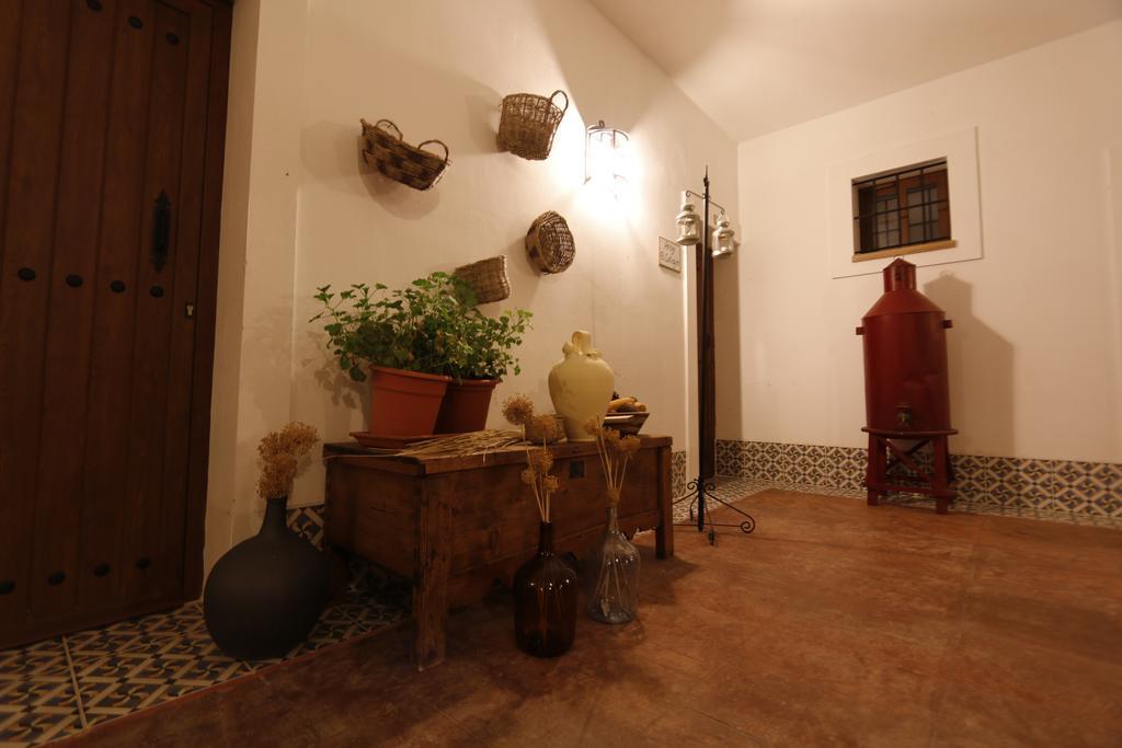 Hotel Rural Arroyo La Plata By Bossh Hotels เฮเรส เด ลอส คาบาลเญรอส ภายนอก รูปภาพ