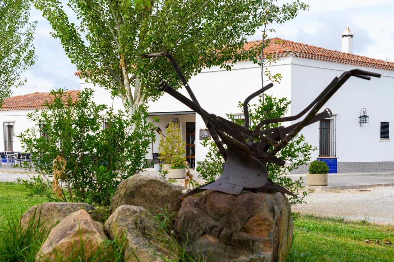 Hotel Rural Arroyo La Plata By Bossh Hotels เฮเรส เด ลอส คาบาลเญรอส ภายนอก รูปภาพ